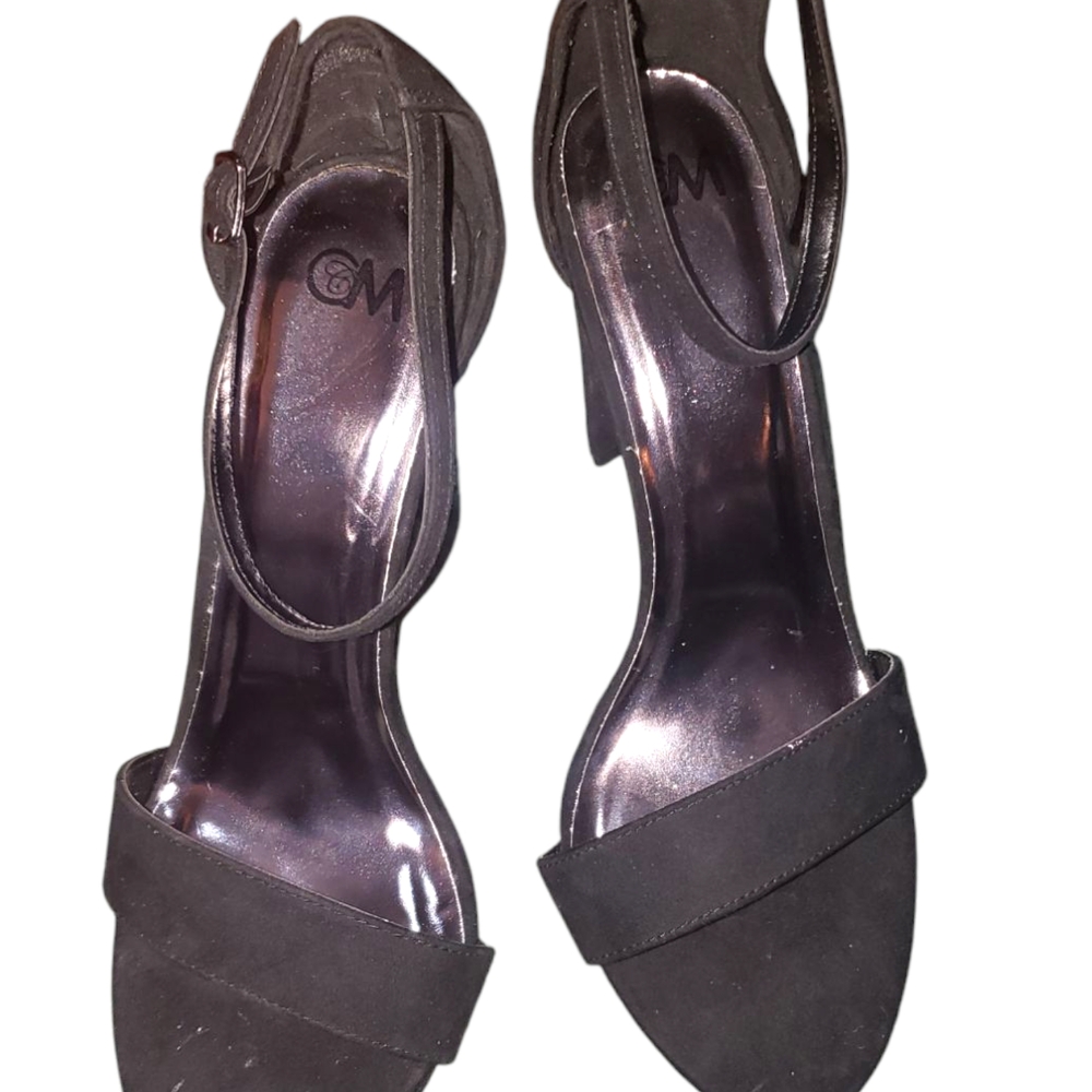 Elegant Black Stiletto Heels with Ankle Strap
